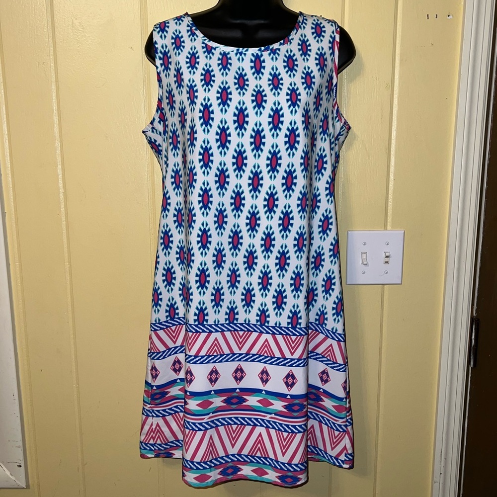 Peach Love California Blue, White & Pink Sleeveless Printed Sheath Dress Size M